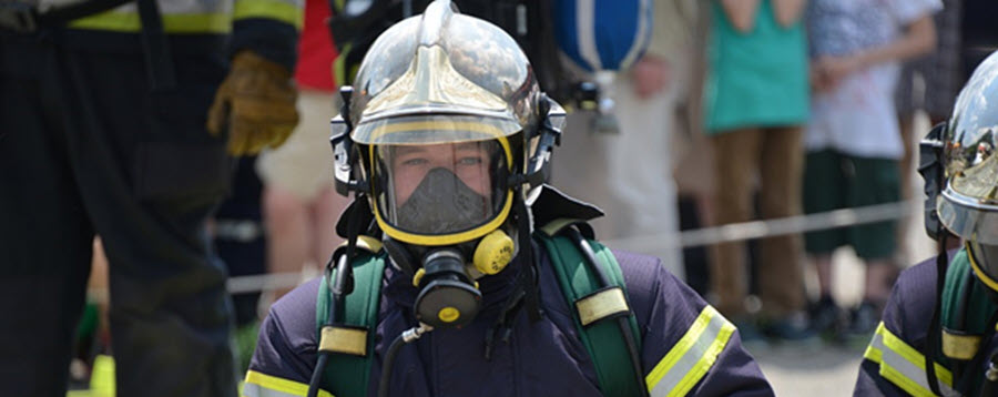 firefighter wearing respirator